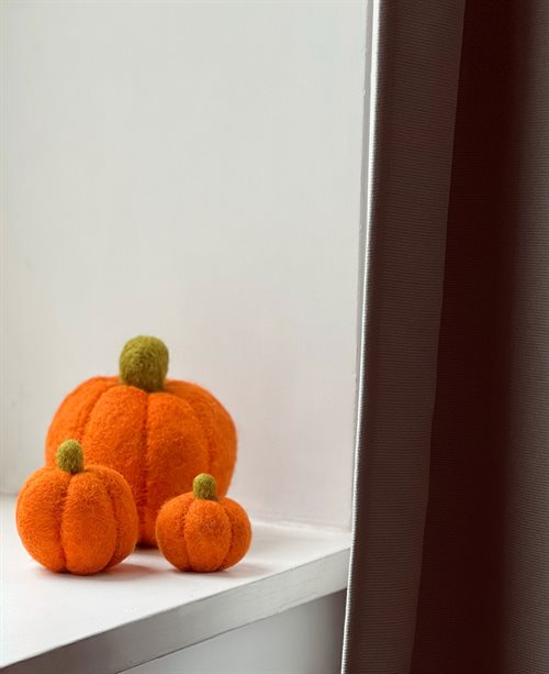 Pumpkins, 3 pcs, Orange/Green