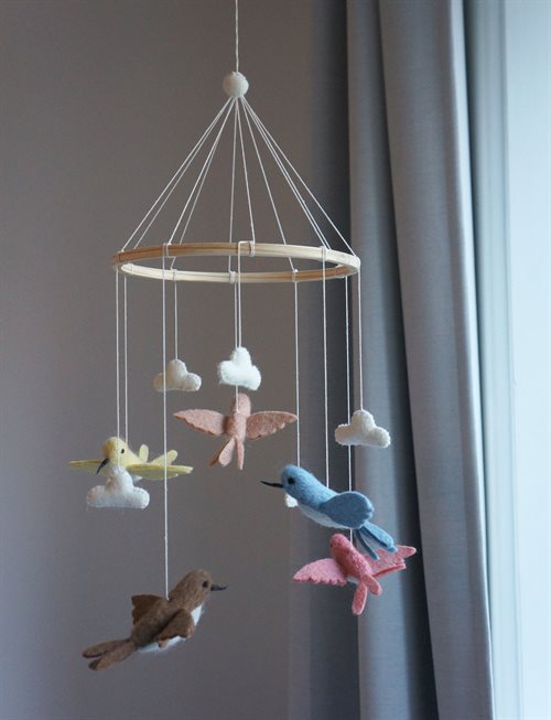 Mobile, Hummingbirds, Brown/Coral