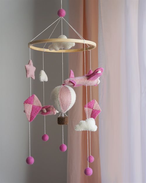 Mobile, Airplane/Airballoon/Kite, Pink