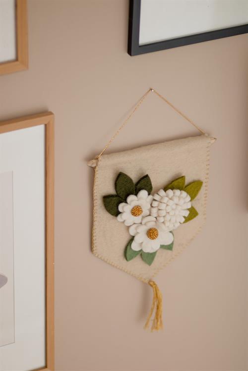 Banner, Flowers