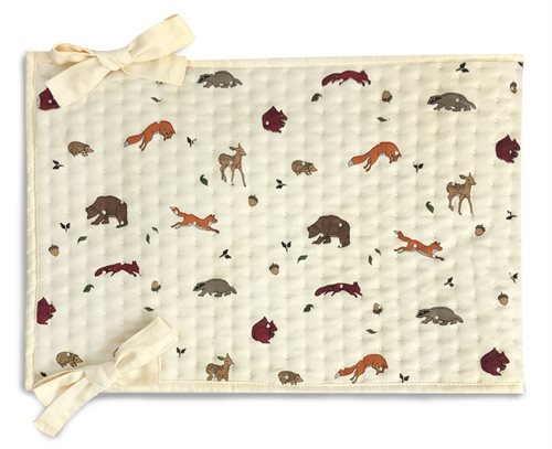 Quilted Bed Bumper,  2. sorting, Woodland