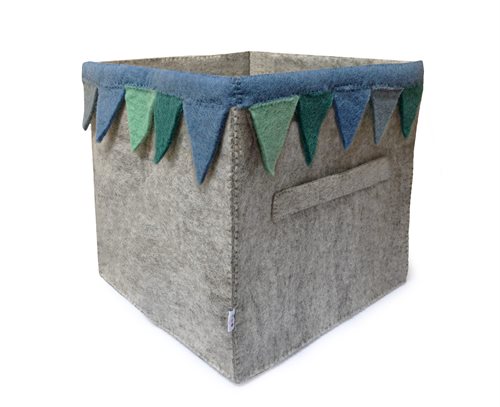 Basket, Flags, Mint/Blue