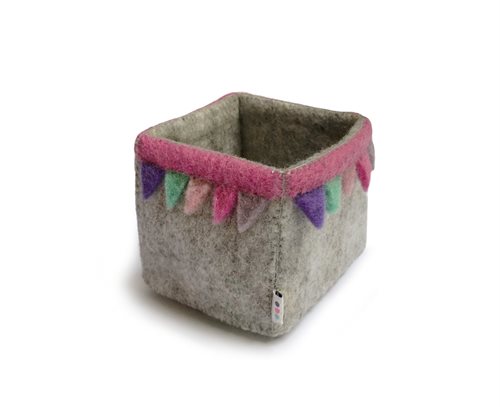 Basket, Flags, Pink, Small